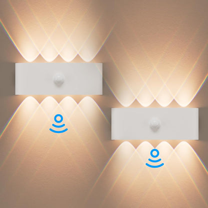 245895 - KINAMY Llambë Muri për Brendësi me Sensor Lëvizjeje, Ndriçim LED 8W, I papërshkueshëm nga uji IP65, I përshtatshëm për Shkallë, Kuzhinë, Dhomë Ndenjeje, Dhomë Gjumi, Kopsht, 2 copë - E Bardhë