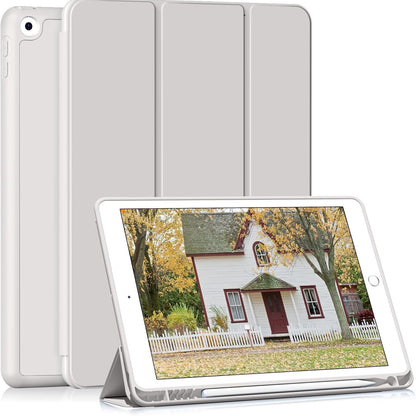 299874 - HMTDIYOU Mbulesë për iPad 9, 8, Gjenerata e 7-të, Mbulesë me Mbajtëse Lapsi për iPad 9/8/7 2021/2020/2019 10.2 inç, Mbulesë Mbrojtëse prej Silikoni të Butë, Gjumë/Zgjim Automatik, Gri
