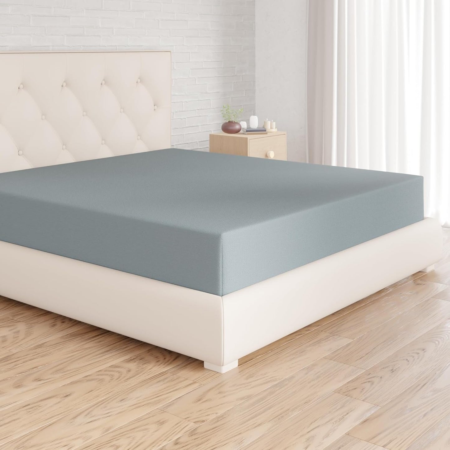257602 - AMAZON BASICS Çarçaf i montuar me mikrofibër, Lartësia e dyshekut deri në 30 cm, 180 x 200 cm, Blu Spa