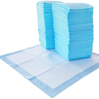 256366 - Dyshekë urinimi për qen AMAZON BASICS me 5 shtresa, të parfumuar dhe të papërshkueshëm nga uji, 56 x 56 cm, pako me 100 copë, blu dhe të bardhë.