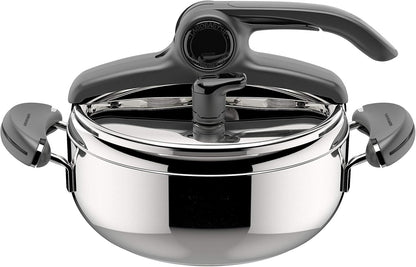 167331 - LAGOSTINA Mia Lagoeasy'UP Tenxhere me Presion 3.5L, Çelik Inox 18/10, Ø 22cm, E Pajtueshme me Sobë Induksion dhe Gaz, Kapak që Hapet Lehtë, Bazë Irradial Plus me 3 Shtresa, e Sigurt për Lavastovilje