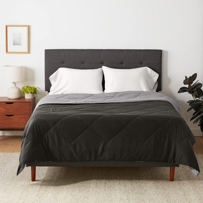 222378 - AMAZON BASICS Jorgan i kthyeshëm për 4 sezone për krevat dopio, 220 x 240 cm, gri/e zezë