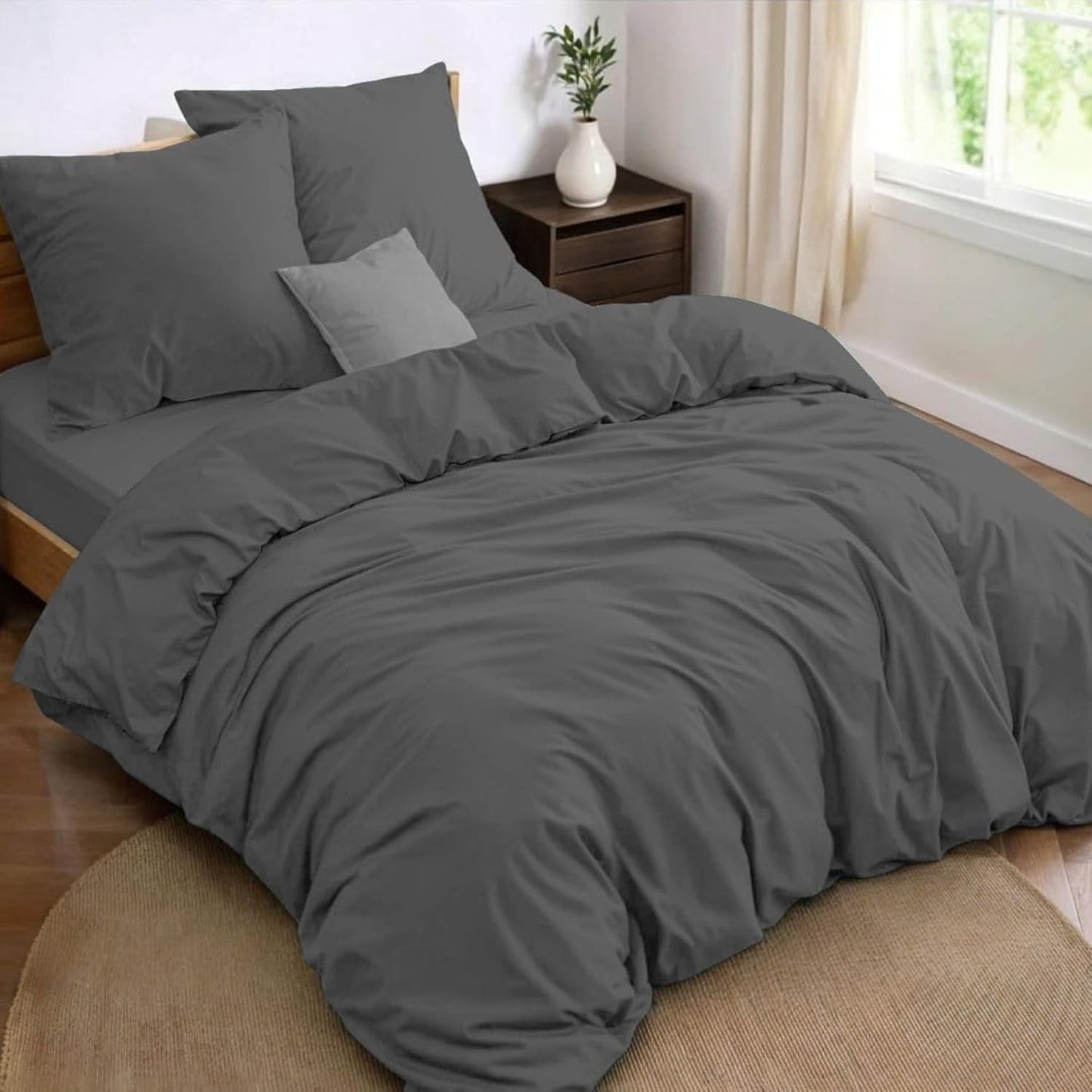 293119 - DREAMZIE Set çarçafësh me 4 pjesë 140x190 cm: Mbulesë jorgani 240x220 cm + Çarçaf i montuar 140x190 cm + 2 mbulesa jastëkësh 65x65 cm, Mikrofibër 100 fije - i çertifikuar nga Oeko-Tex