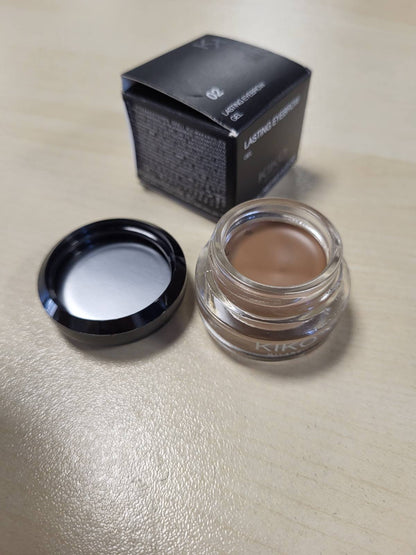 275740 - KIKO MILANO Lasting Xhel për vetulla - 02, Xhel për vetulla që zgjat shumë.