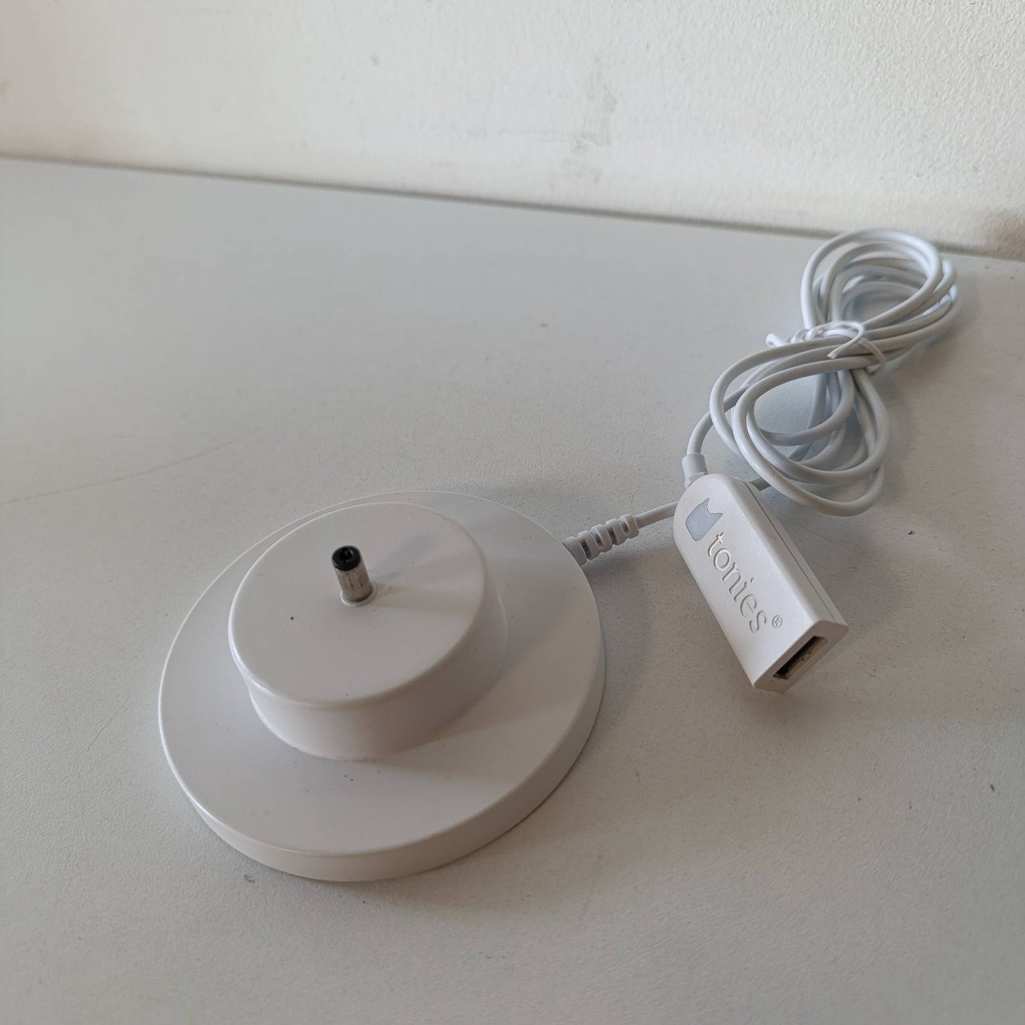 277105 - Stacion karikimi USB 9V për Toniebox, i pajtueshëm me pajisjet audio Toniebox, zëvendëson kabllon origjinal të karikimit Toniebox (1.8 m)