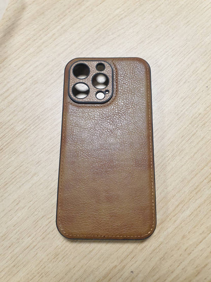 296424 - SOUTEM Mbrojtëse lëkure për iPhone 13 Pro, prej lëkure PU, me dorezë të butë, kafe