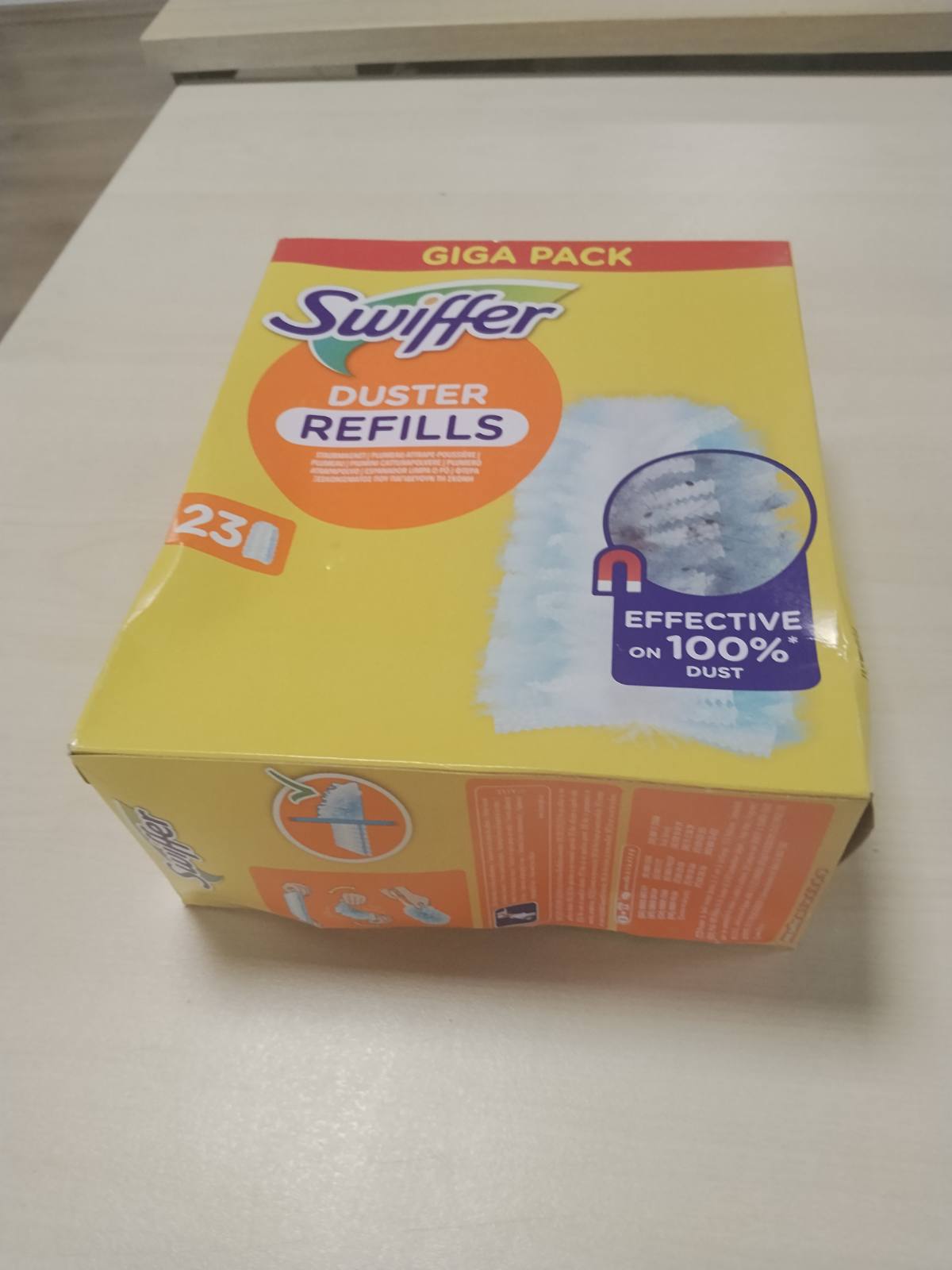 301054 - SWIFFER Mbushëse për fshesa pluhuri, 23 njësi, kap pluhurin, papastërtinë, qimet dhe alergjenët, doreza shitet veçmas.