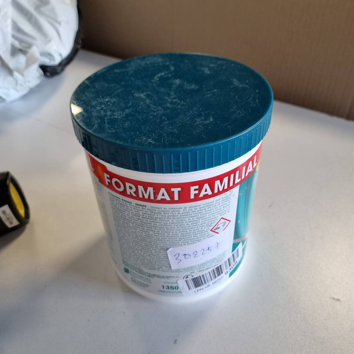 302257 - Sanytol Pluhur Dezinfektues për Larje Njollash, 1.35 kg, Baktericid, Virucidal, Pa Zbardhues, 4 Veprime nga 20°C