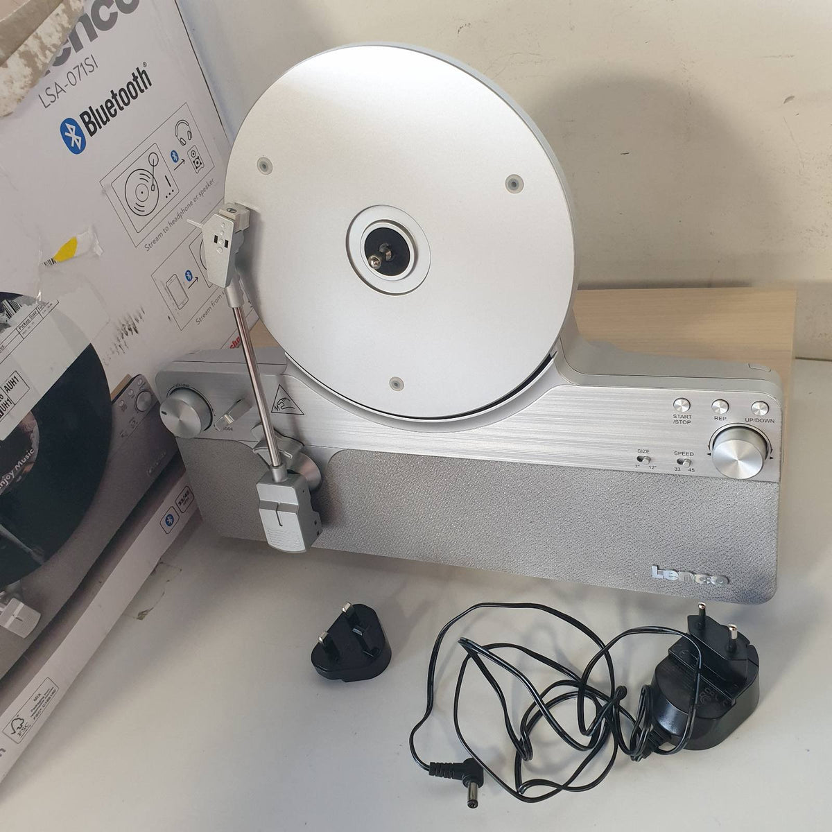 305039 - LENCO LSA-071SI - Gramafon me altoparlant dhe Bluetooth