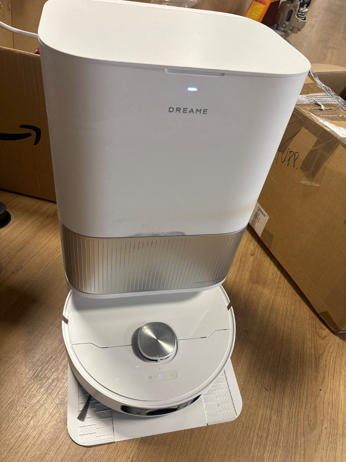 277322 - Fshëse me korrent dhe mop robot DREAME L40 ULTRA AE, Thithje 19,000 Pa, Pastrim i lagësht dhe i thatë, Stacion gjithçka-në-1 me zbrazje automatike