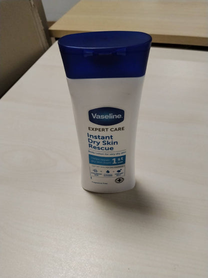 301410 - VASELINE Expert Care Locion Shpëtimi i Menjëhershëm për Lëkurën e Tharë, 400ml