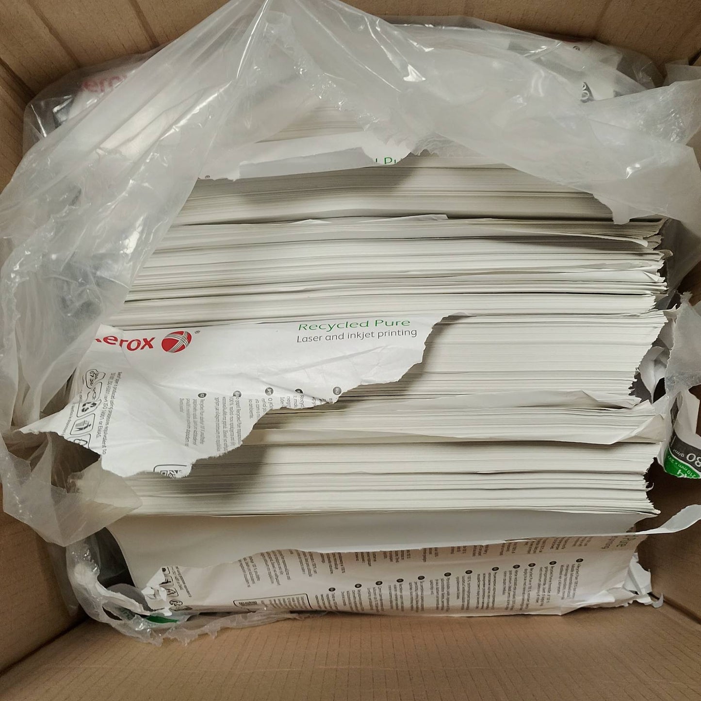 273456 - XEROX Letër e ricikluar e pastër CIE 110, 80 g/m² A4 - Kuti kartoni me 5 x 500 fletë