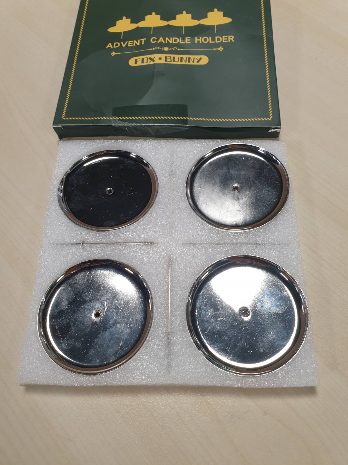 186469 - MBAJTËSE QIRINJSH KURORË ADVENTI, Argjendi Mbangtëse Qirinjsh Metalik 7.5cm, 4 Copë Set, Përshtatet për Pjatë Qirinjsh Krishtlindjesh