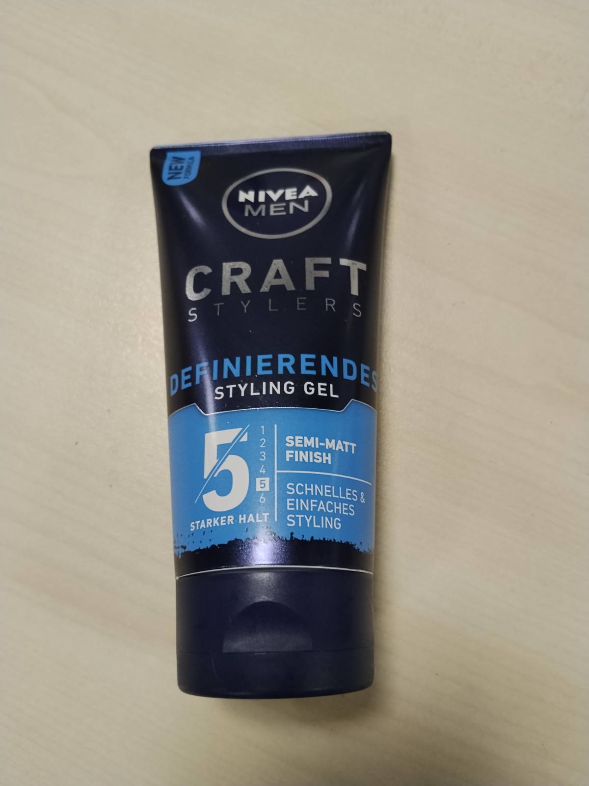 306998 - NIVEA MEN Xhel flokësh, 150 ml, përfundim gjysmë-mat, stilim i lehtë me fiksim të fortë, me Vitaminë E