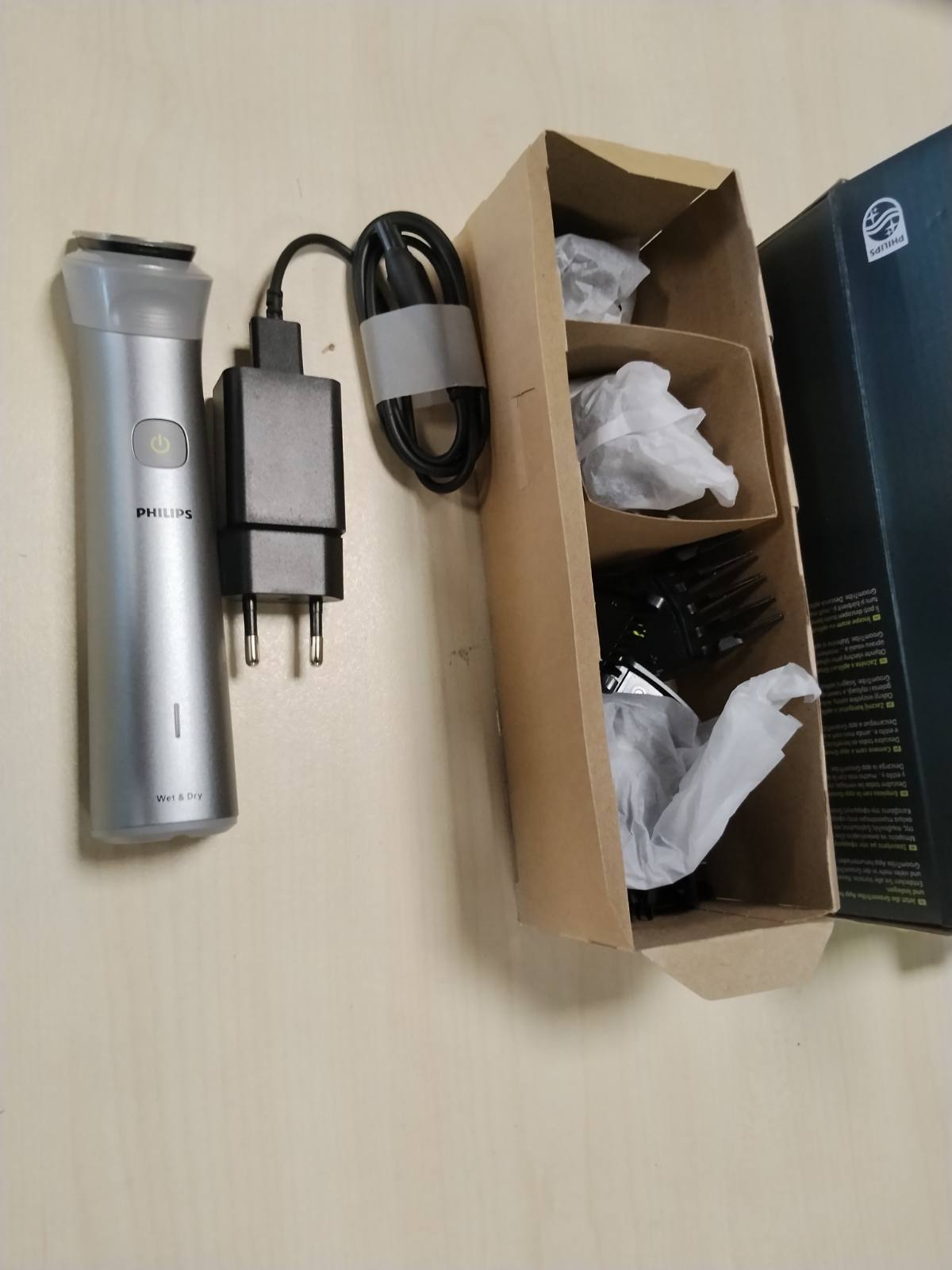 297996 - PHILIPS Makinë shumëfunksionale Seria 5000, 12-në-1, Modeli MG5950/15, 14 cilësime gjatësie (0.5-16 mm)