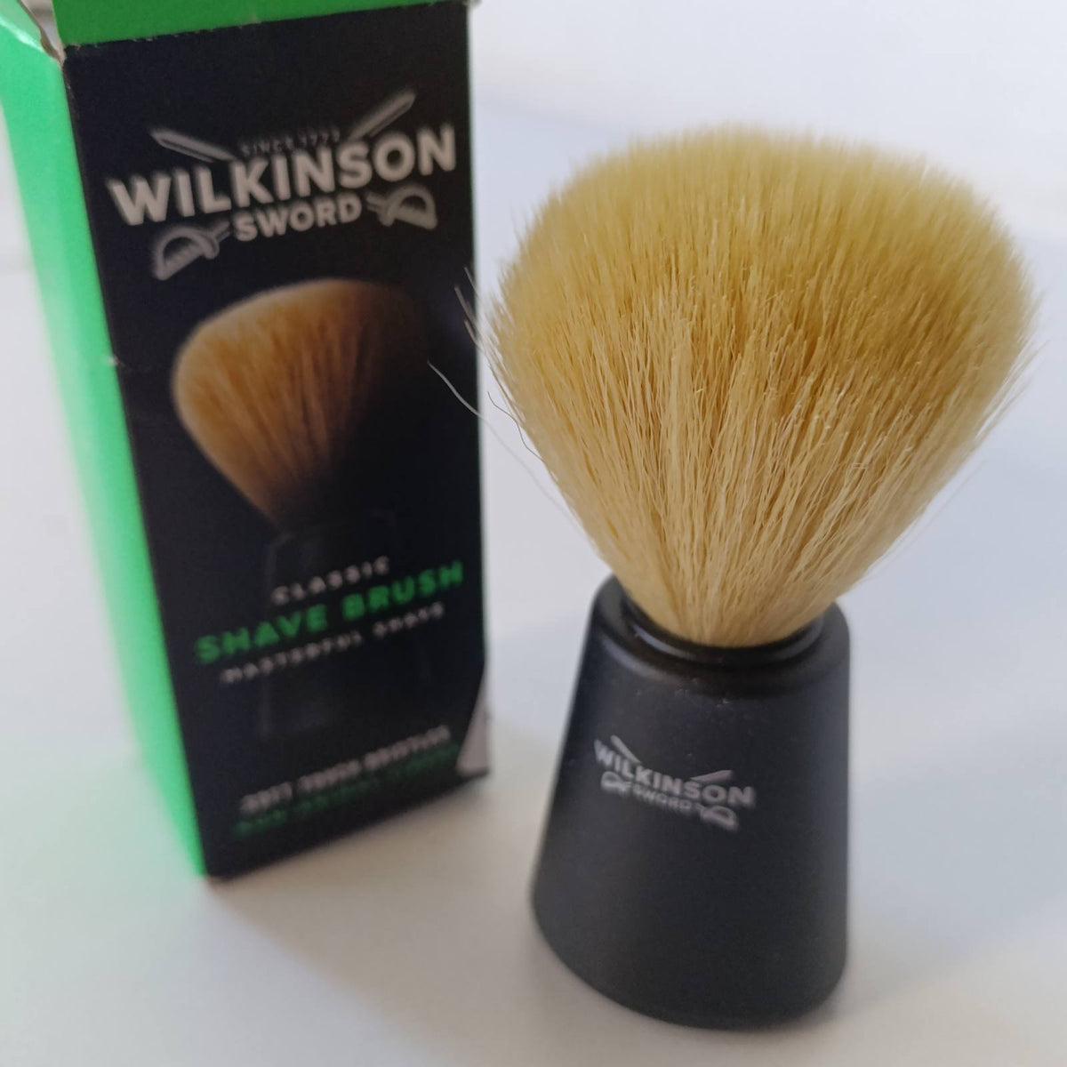 298752 - WILKINSON SWORD Furçë rroje Classic, 1 copë