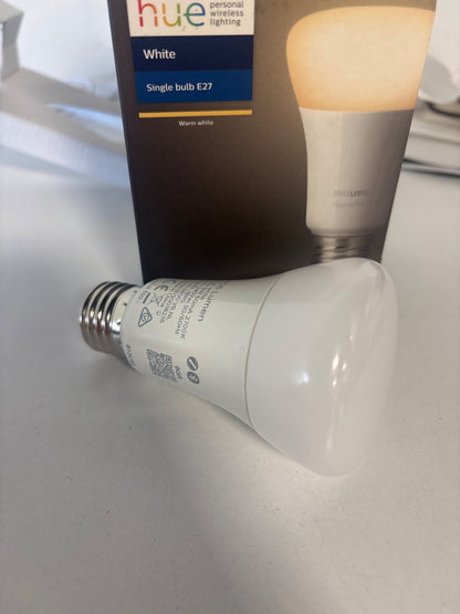288852 - PHILIPS HUE - Llampa LED e Bardhë E27, e Errësueshme, Dritë e Bardhë e Ngrohtë, e Kontrollueshme nga Aplikacioni, E Përputhshme me Amazon Alexa