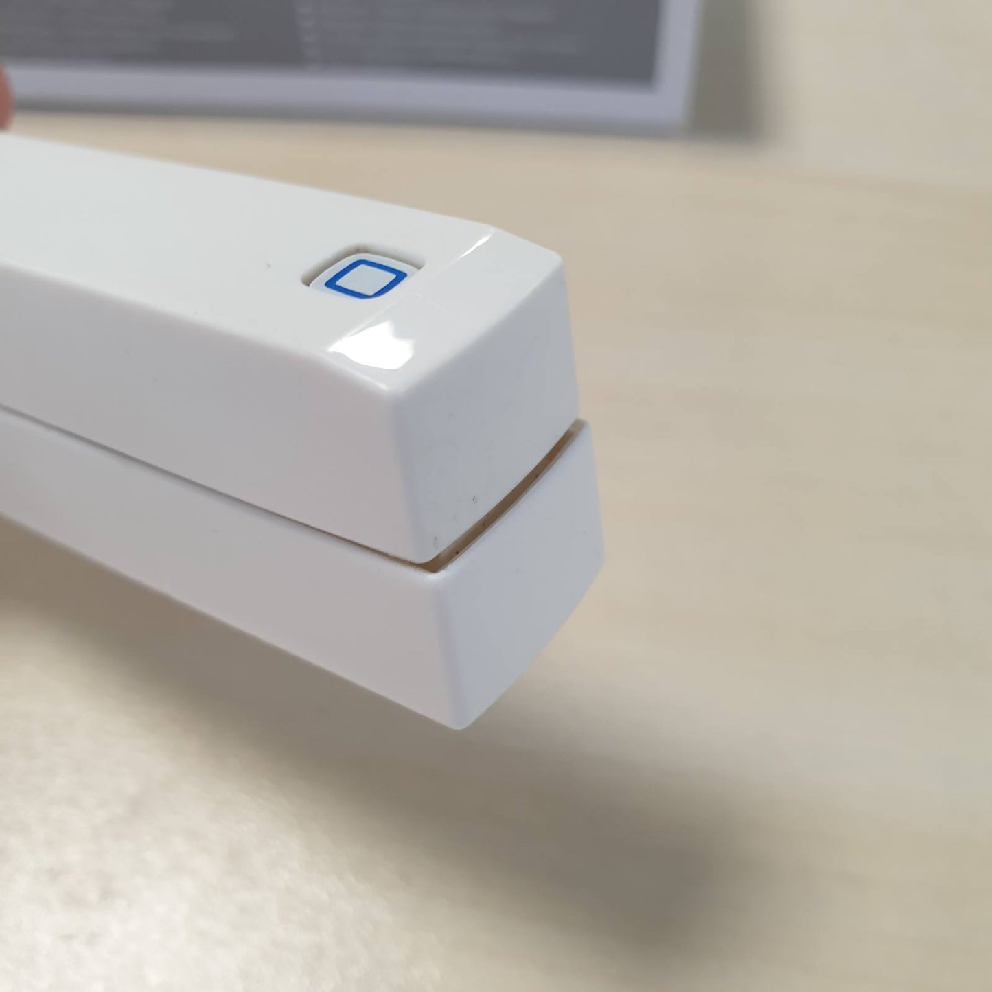 288663 - HOMEMATIC IP Kontakt për dritare dhe derë me magnet, sensor dixhital për ngrohje efikase, monitorim dritaresh përmes aplikacionit, kursim energjie, përputhje me Alexa dhe Asistent Google, 151363A0