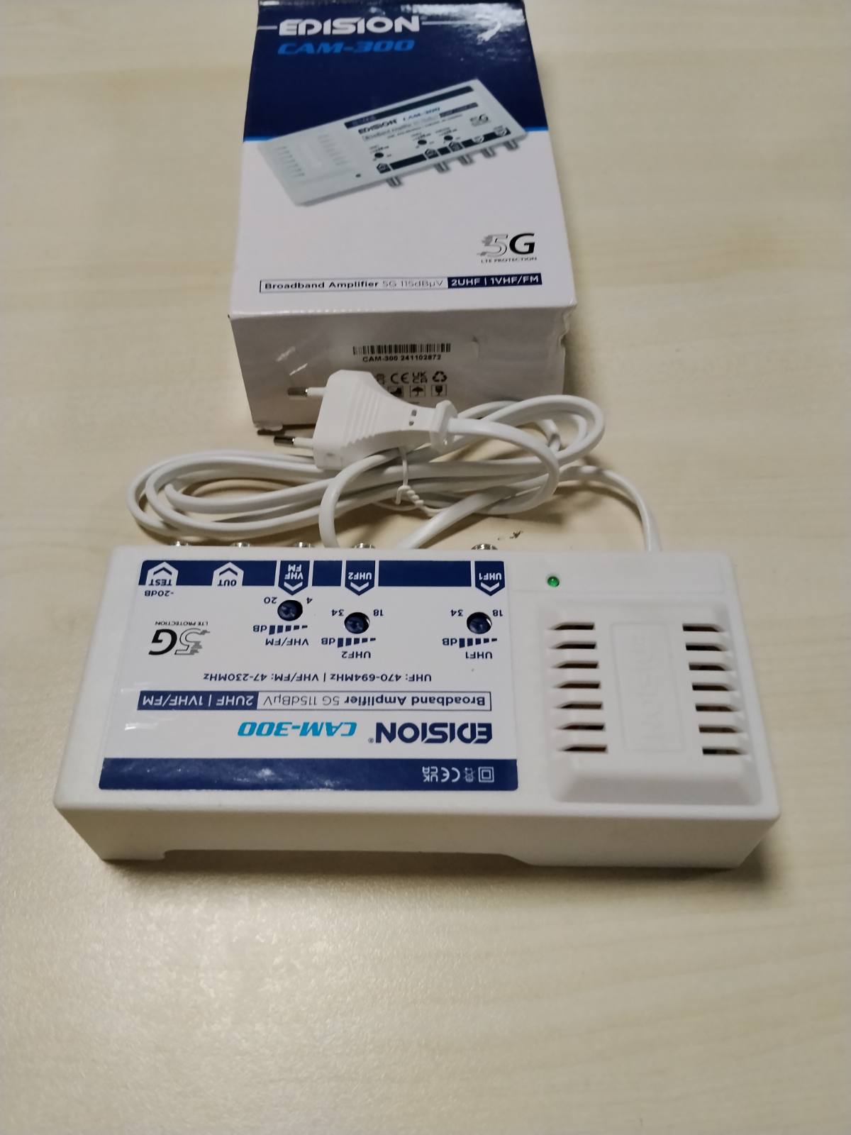 295782 - EDISION CAM-300 AMPLIFIKATOR ANTENASH TV, 2 UHF, 1 VHF/FM, 18-34dB i Rregullueshëm, 115dBmV, DVB-T/T2, UHF 470-694Mhz, VHF/FM 47-230MHz