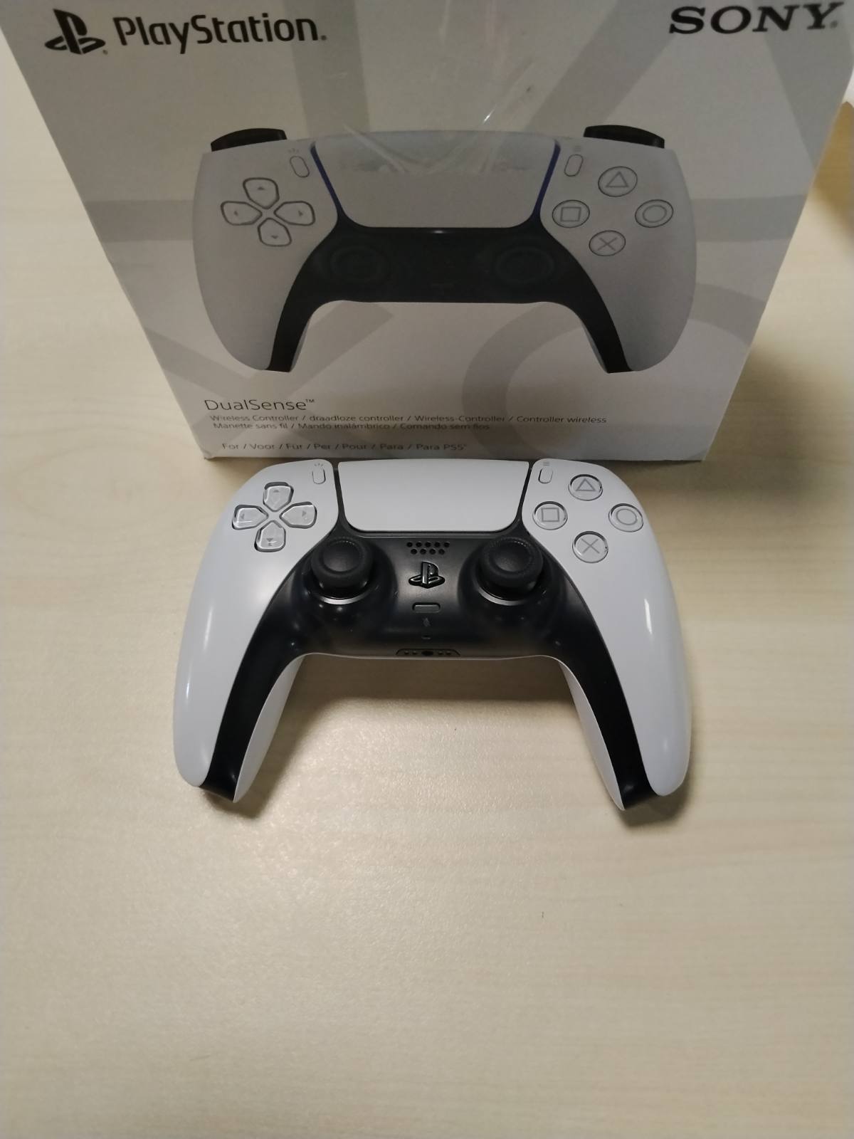 292418 - PLAYSTATION 5 - Kontrolluesi pa tel DualSense, Bluetooth, 300g, Material: Plastikë