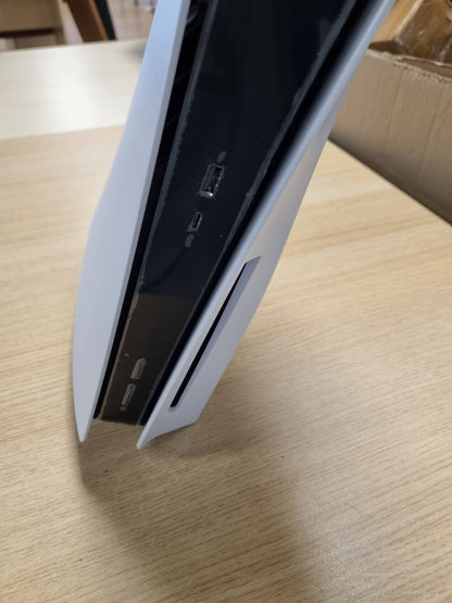 272535 - PLAYSTATION 5 Konsola Standarde, 825GB SSD, 4K UHD, 10.28 TFLOPS, 3.5 kg