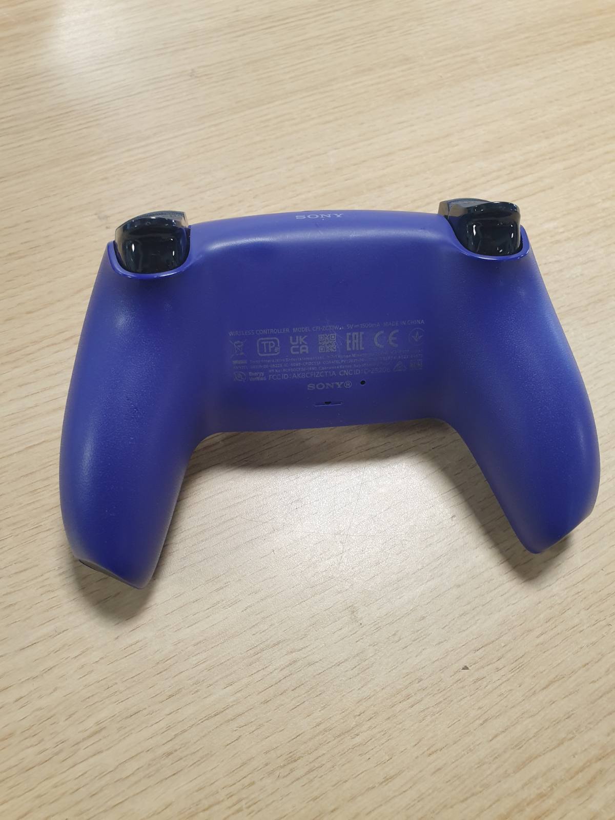 295506 - SONY PlayStation®5 - Kontrolluesi pa tel DualSense™ Galactic Purple