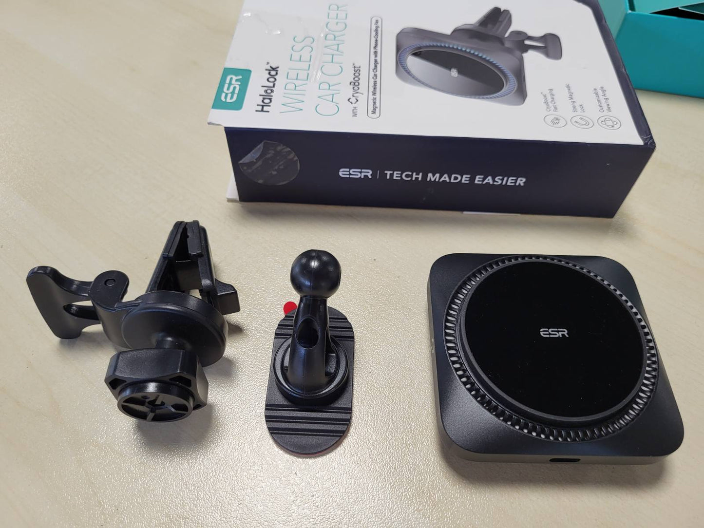 273517 - ESR Karikues pa tel për makinë me CryoBoost, i pajtueshëm me MagSafe, i pajtueshëm me iPhone 17/17e/16/15/14/13/12, Samsung Galaxy S26/S25, karikim i shpejtë, karikues ftohës