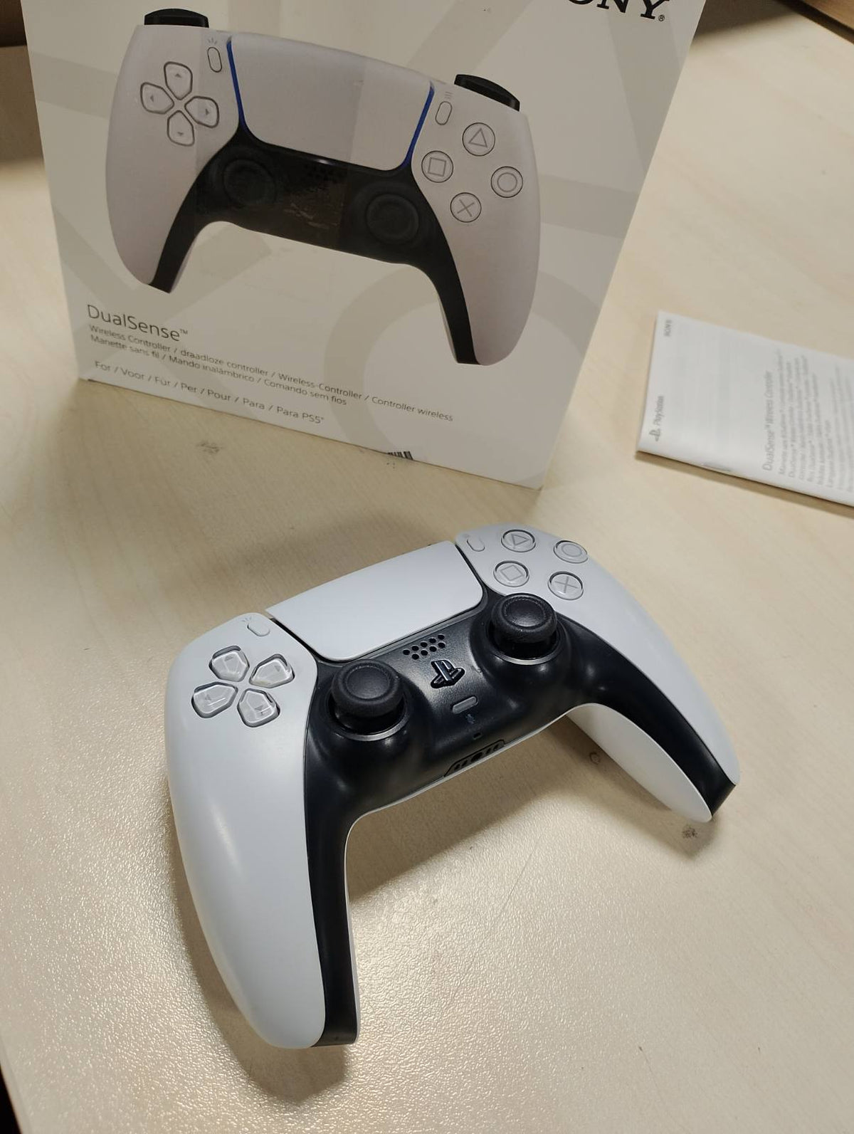 292403 - PLAYSTATION 5 Kontrolluesi pa tel DualSense