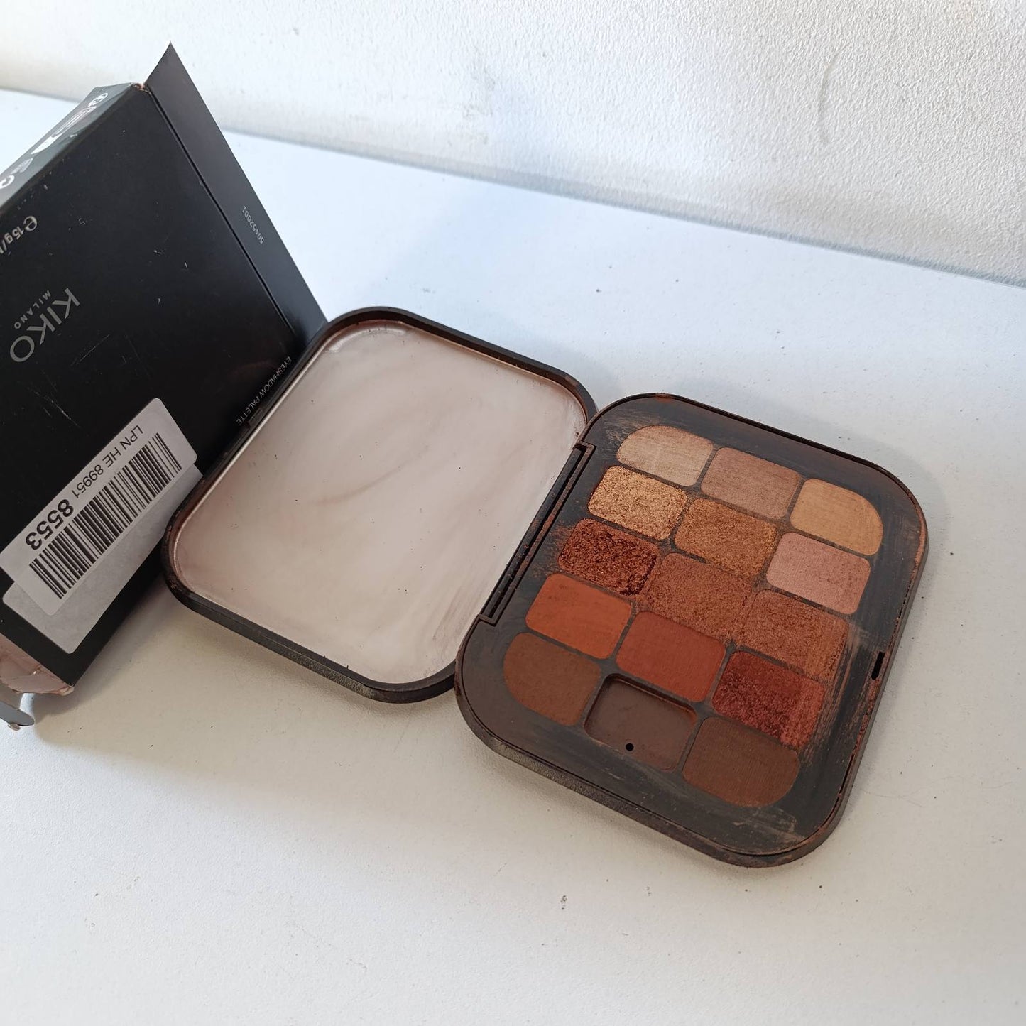 271683 - KIKO MILANO Paleta e Hijeve Master 02, 15 Hije Sysh me Përfundim Mat dhe Metalik