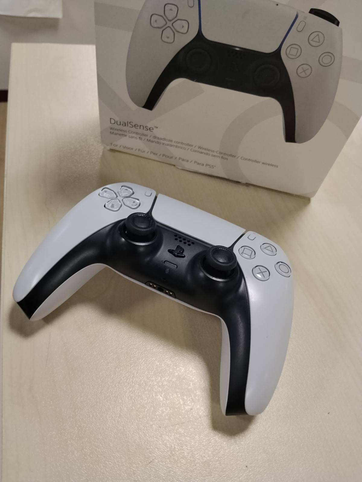 292417 - PLAYSTATION 5 - Kontrolluesi pa tel DualSense, Bluetooth, 300g, Material: Plastikë