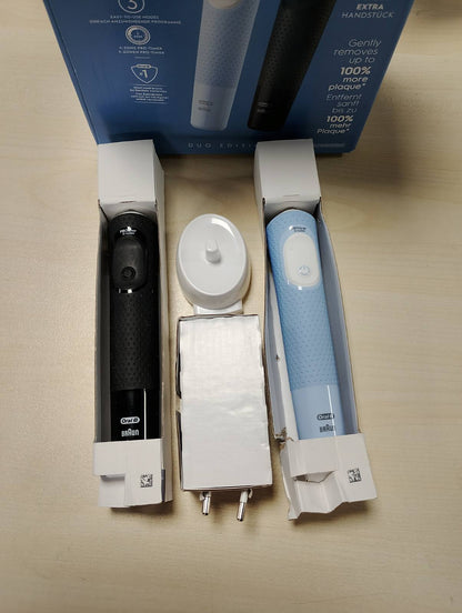 271305 - ORAL-B Furçë dhëmbësh elektrike e rikarikueshme Vitality Pro, e zezë dhe blu, 2 koka furçe, Pako me dy furça