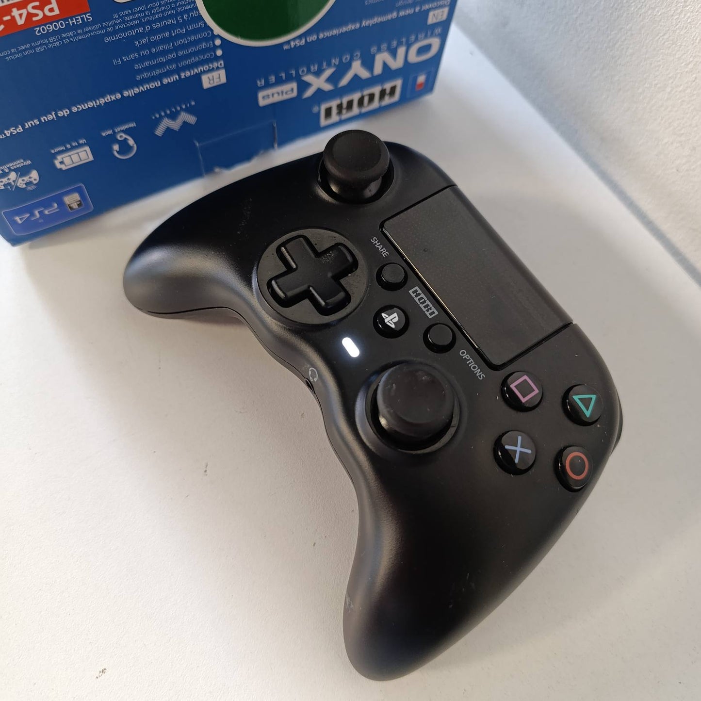 273453 - HORI Onyx Plus Kontrollues pa Tel për PlayStation 4, Zyrtarisht i Licencuar nga Sony