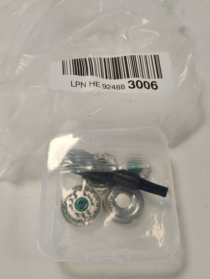 301113 - PHILIPS Kokë rroje SH60/72 e pajtueshme me Philips Series 6000, 3 njësi koka zëvendësuese SH60, me furçë pastrimi