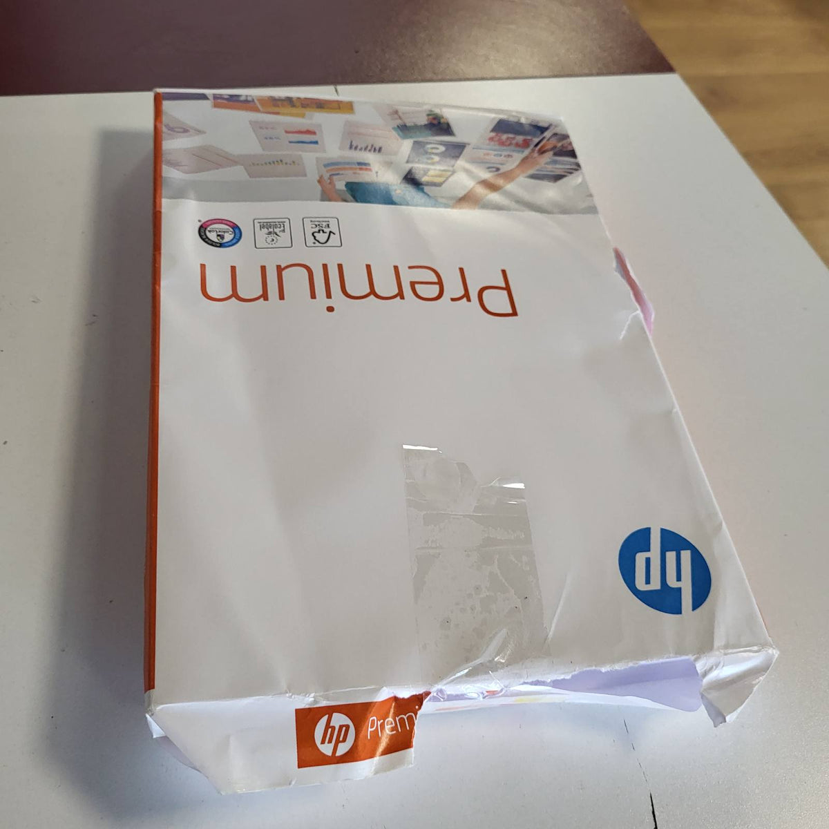 296488 - HP Letër fotokopjimi Premium CHP 851: 80 g/m², A4, 250 fletë (1 pako), shumë e lëmuar, e bardhë
