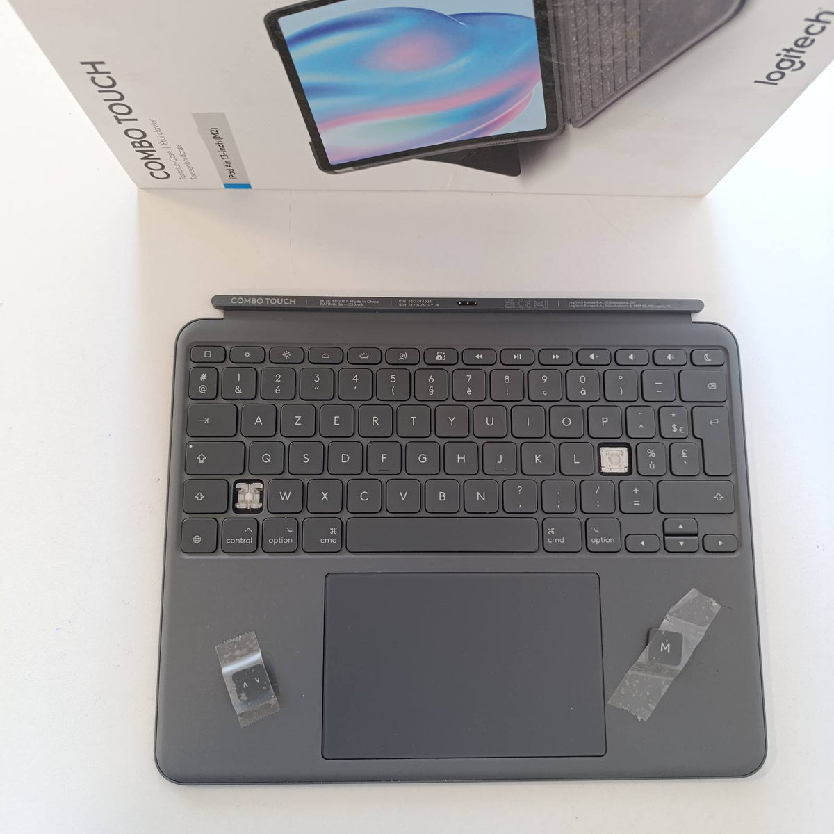 295470 - LOGITECH Kutia e tastierës Combo Touch për iPad Air 13 inç (M2)(2024) dhe stilolapsi dixhital Crayon, tastiera franceze AZERTY - gri