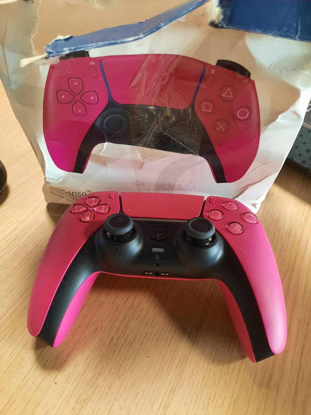 295550 - DUALSENSE Kontrolluesi pa tel Nova Pink [PlayStation 5]
