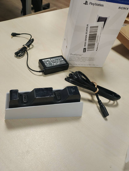 276582 - PLAYSTATION®5 - Stacion karikimi Dualsense