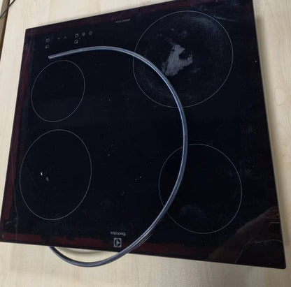 255049 - ELECTROLUX Sobë Induksioni Seria 300, Modeli EIB60424CK, me 4 Djegës të Integruar, Kontrolle SliderTouch, Madhësi 60 cm, Dimensione 590 x 520 mm, Ngjyra E zezë