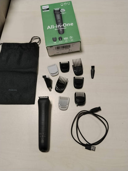 335889 - PHILIPS Makinë prerëse gjithçka-në-një Multigroom Series 3000 9-në-1, Makinë prerëse për mjekër, flokë dhe trup, tehe vetë-mprehëse miqësore me lëkurën, 12 cilësime gjatësie, Modeli MG3946/15