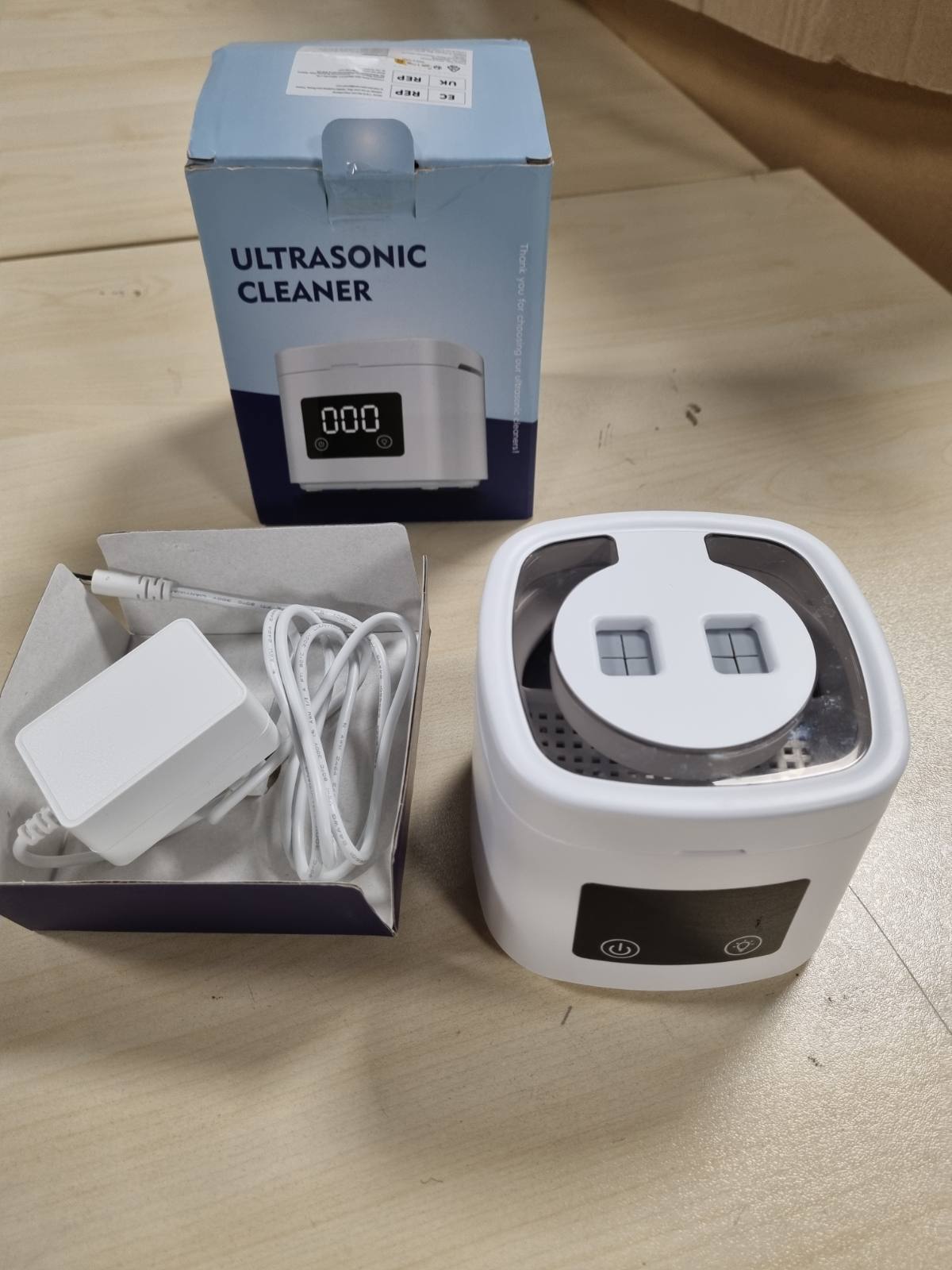 336077 - PASTRUES ULTRASONIK 200ml - Pastrues për aparate dhëmbësh dhe kapsulë dentare UV-C, 45kHz, me shportë dhe piskatore