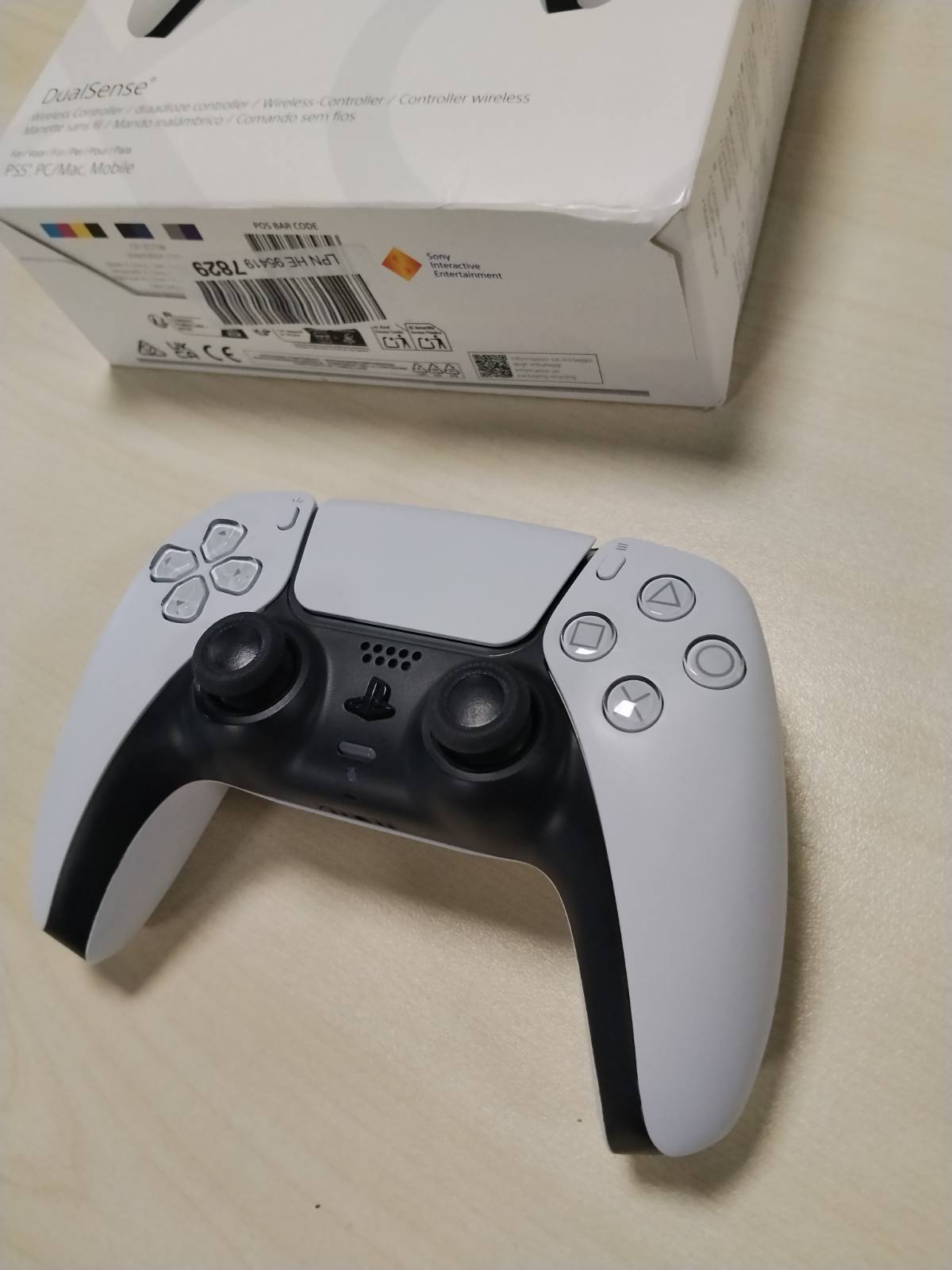 292291 - PLAYSTATION 5 | Kontrolluesi pa tel DualSense