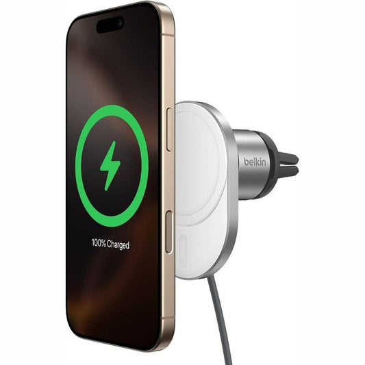 295048 - Karikues wireless për makinë Belkin BoostCharge Pro me përputhshmëri MagSafe, karikim të shpejtë 15W dhe mbajtëse magnetike ekstra të fortë për ventilatorin e makinës, për iPhone 12,13,14,15,16,17 – e bardhë.