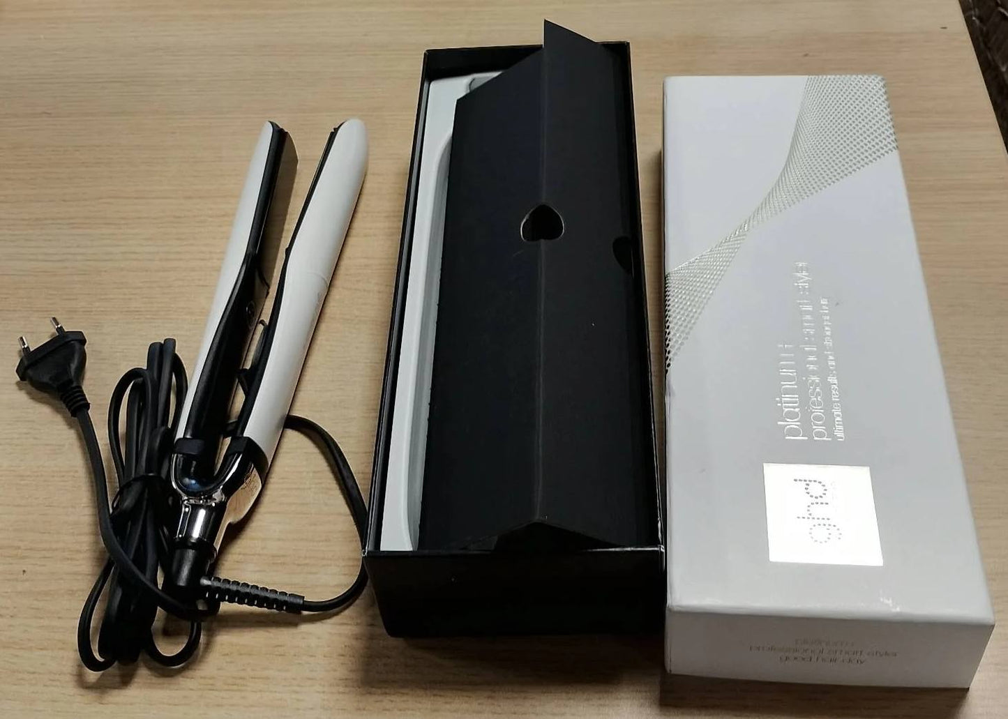 315087 - Drejtuese për flokë platinum+, inteligjente për të gjitha llojet e flokëve, pllaka 26 mm, mbrojtje 2x e ngjyrës
