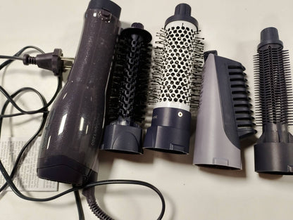 335994 - BABYLISS Smooth Finish 1200 Furçë me ajër të nxehtë 4-në-1, Teknologji Jonike dhe Qeramike, 4 aksesorë, 1200W, e zezë, AS121E