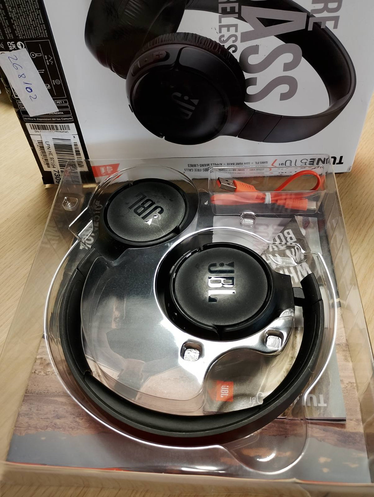 268102 - JBL TUNE 510 BT – Kufje Bluetooth On-Ear – Të zeza – Kufje të palosshme – Jetëgjatësi e baterisë deri në 40 orë