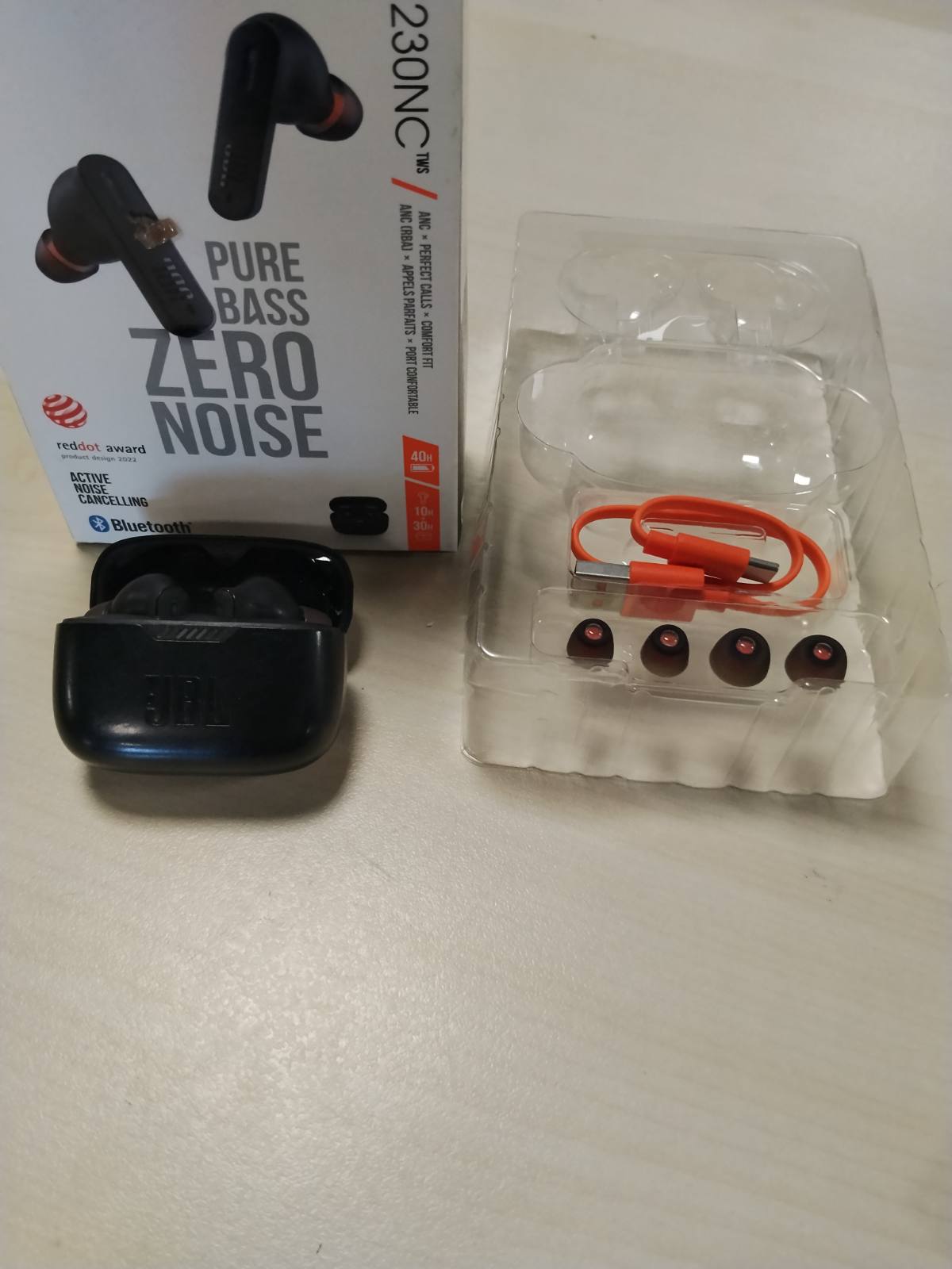 308730 - JBL Kufje Tune 230 NC TWS – pa tel, të papërshkueshme nga uji, anulim zhurmash, 40 orë dëgjim muzike – e zezë