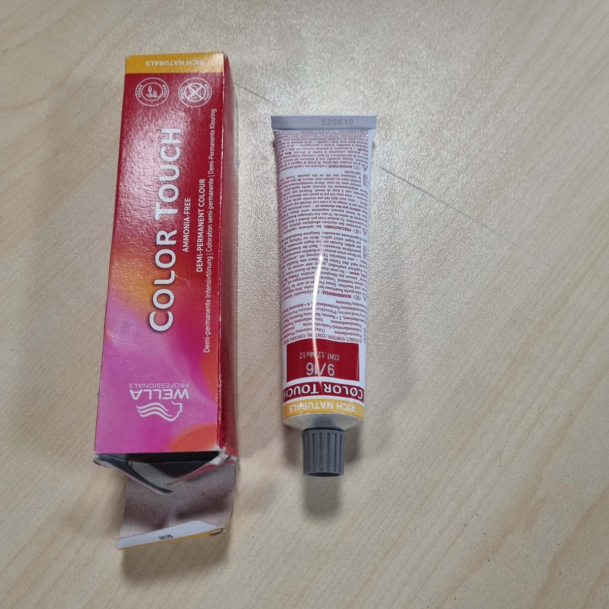 301210 - WELLA PROFESSIONALS Color Touch Rich Naturals | Ngjyrë intensive vegane për flokë pa amoniak | Metal Purifier | 60 ml | 9/16 Bjonde e Çelët Vjollcë Hiri