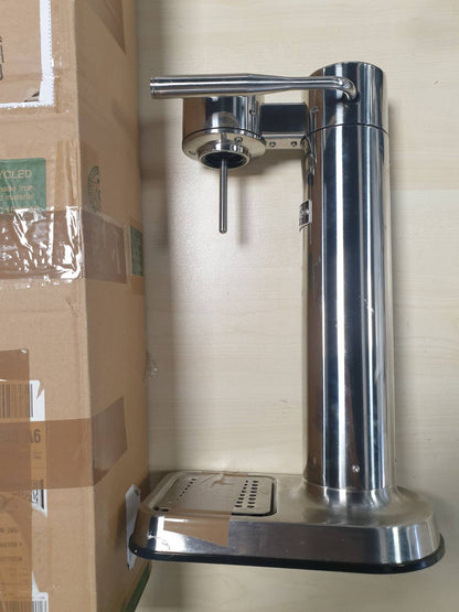 221032 - AARKE Carbonator 3, karbonator uji prej çeliku inox, përfundim modern, dy shishe PET 1L pa BPA, krijues uji të gazuar, i pajtueshëm me cilindra CO2 60L