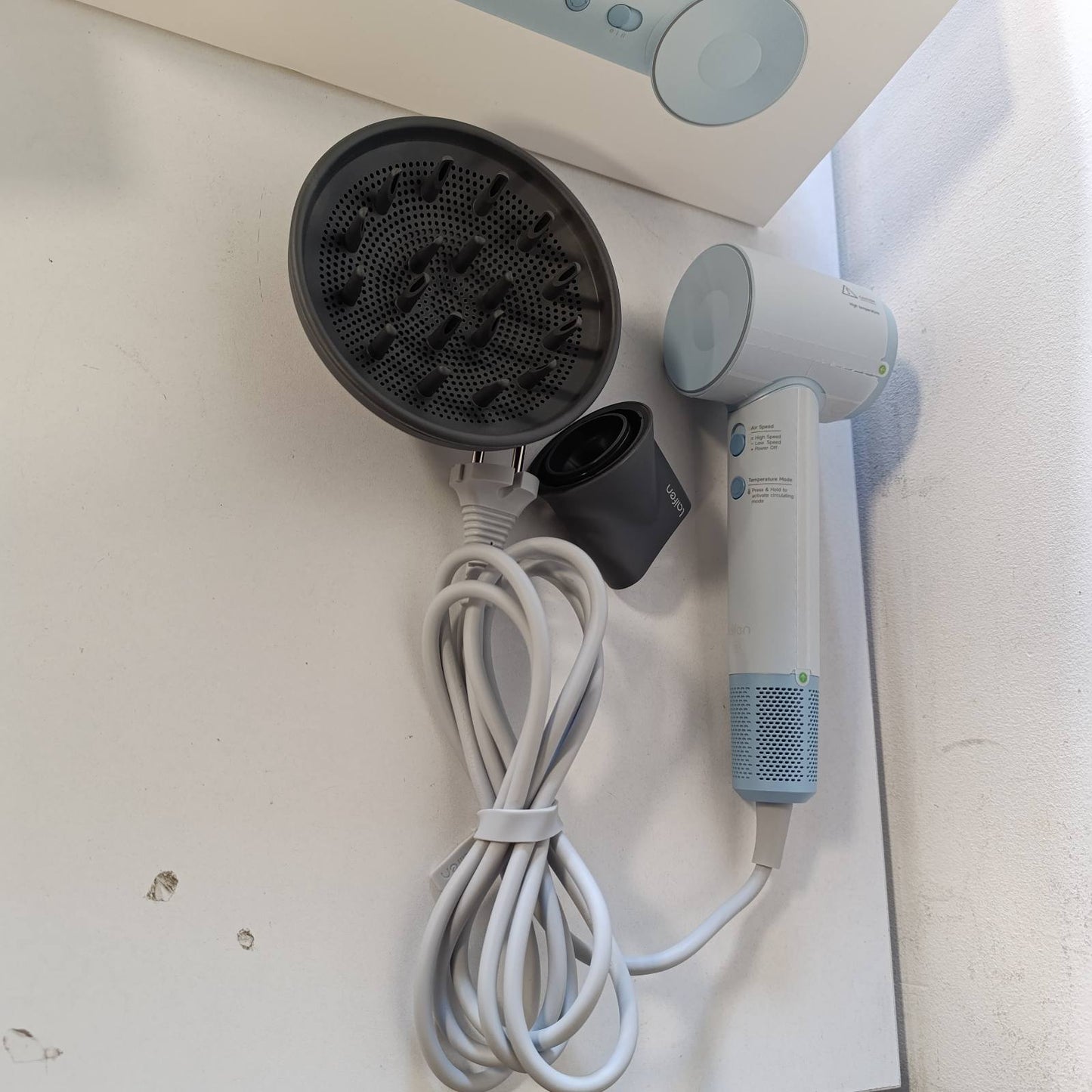 292113 - Laifen SE Tharëse flokësh, 200 milionë jone negative, motor pa furça 105,000 rpm, me aksesorë magnetikë (blu)