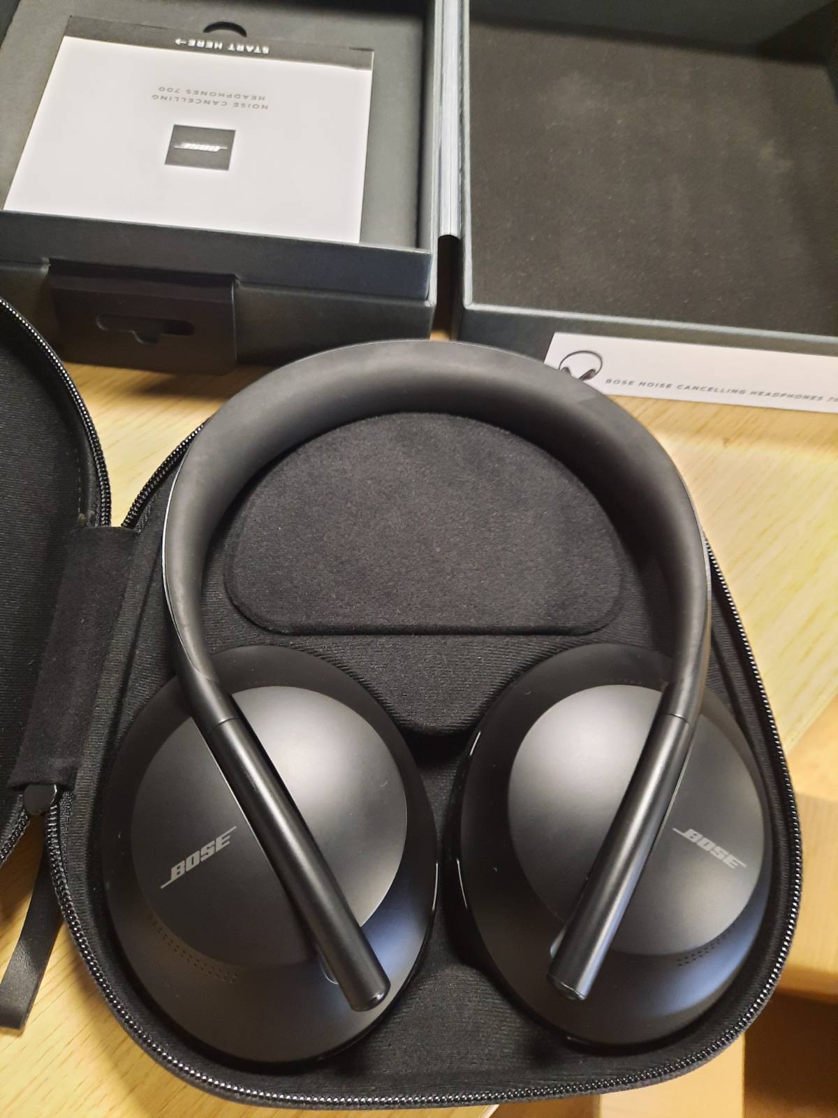 308497 - BOSE Kufje me Anulim Zhurmesh 700, Bluetooth, me mikrofon të integruar, të zeza